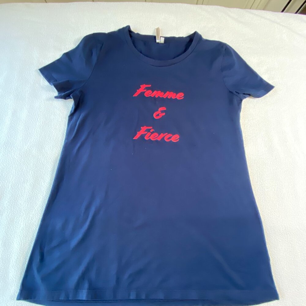 Banana Republic Femme & Fierce Graphic Tee Small Navy Red Statement T Shirt